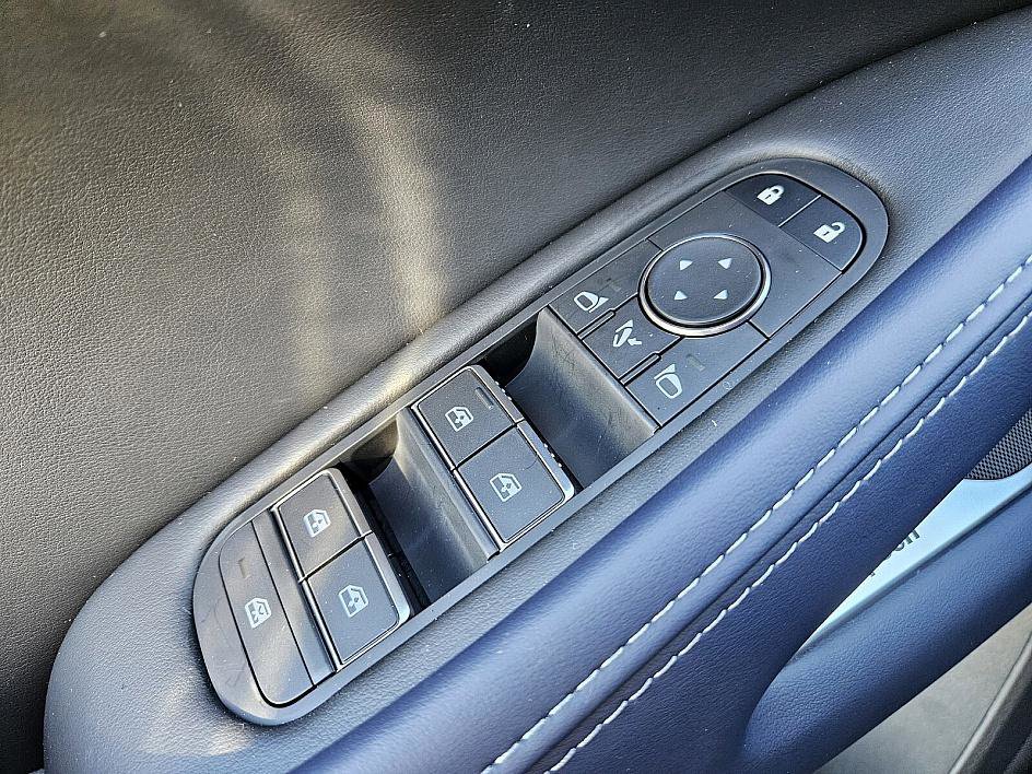 New 2026 INFINITI QX60 Sport image 31