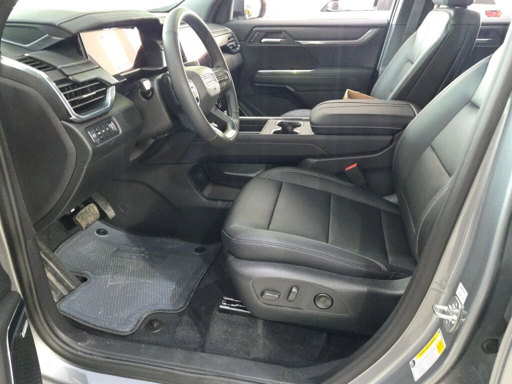 New 2026 GMC Acadia Elevation w/ Elevation Premium Package AWD/4WD image 22