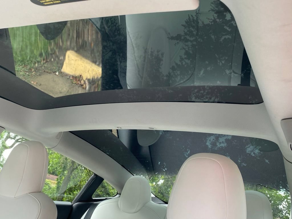 Used 2022 Tesla Model 3 Long Range AWD/4WD image 30