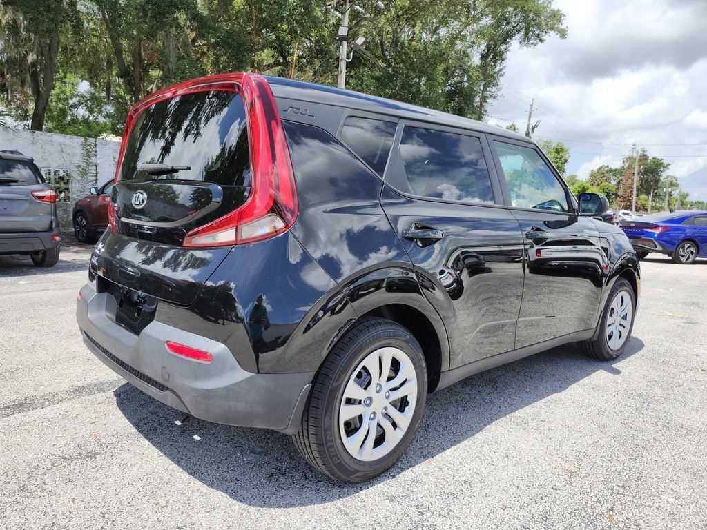 Certified 2021 Kia Soul LX FWD image 5