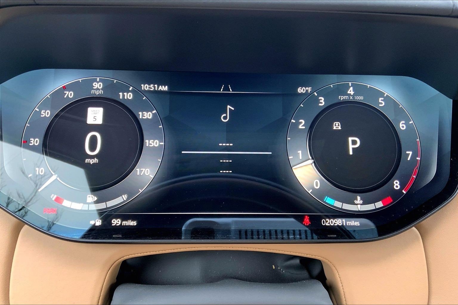 Used 2025 Land Rover Range Rover Long Wheelbase SE image 25