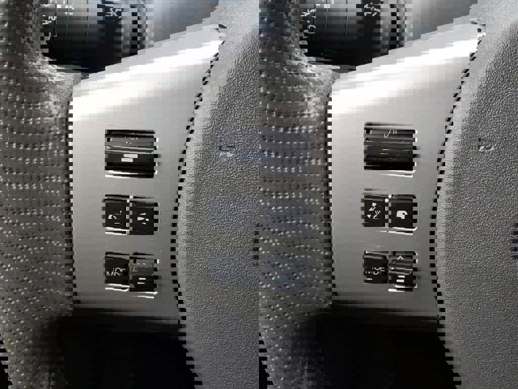 Used 2019 Nissan Frontier Desert Runner image 18