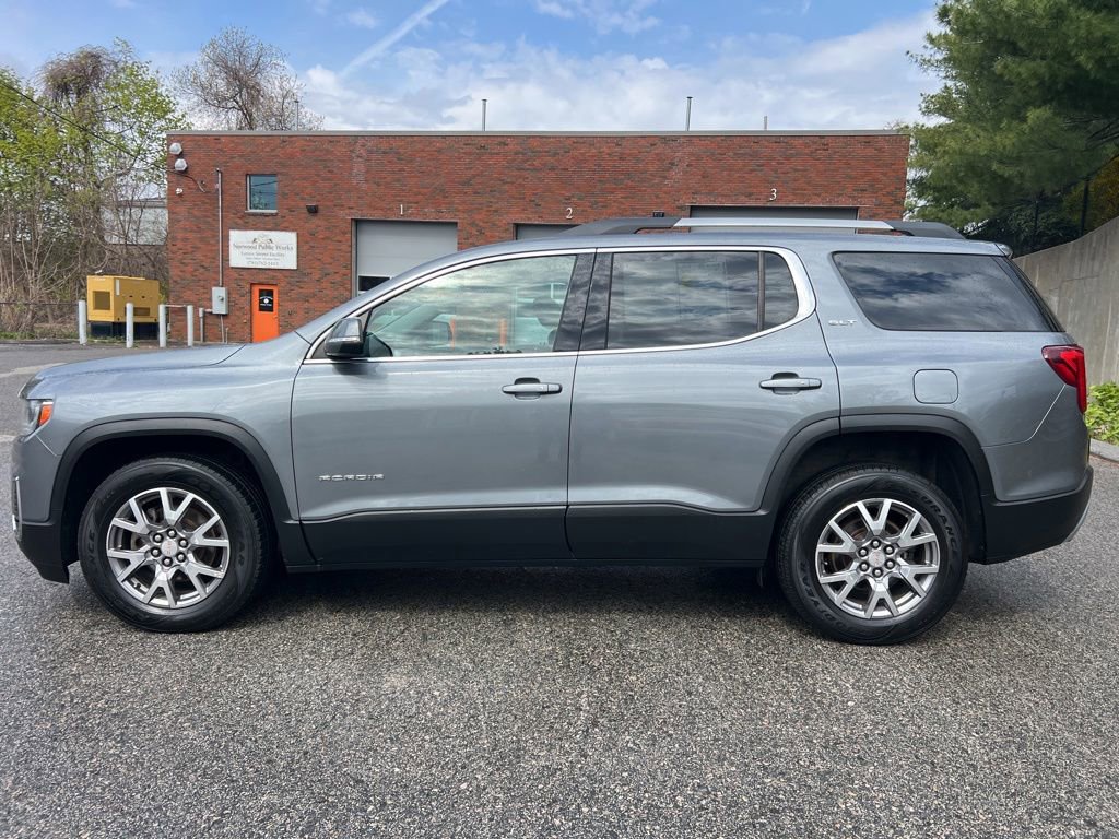 Used 2020 GMC Acadia SLT w/ Driver Alert Package II FWD image 2