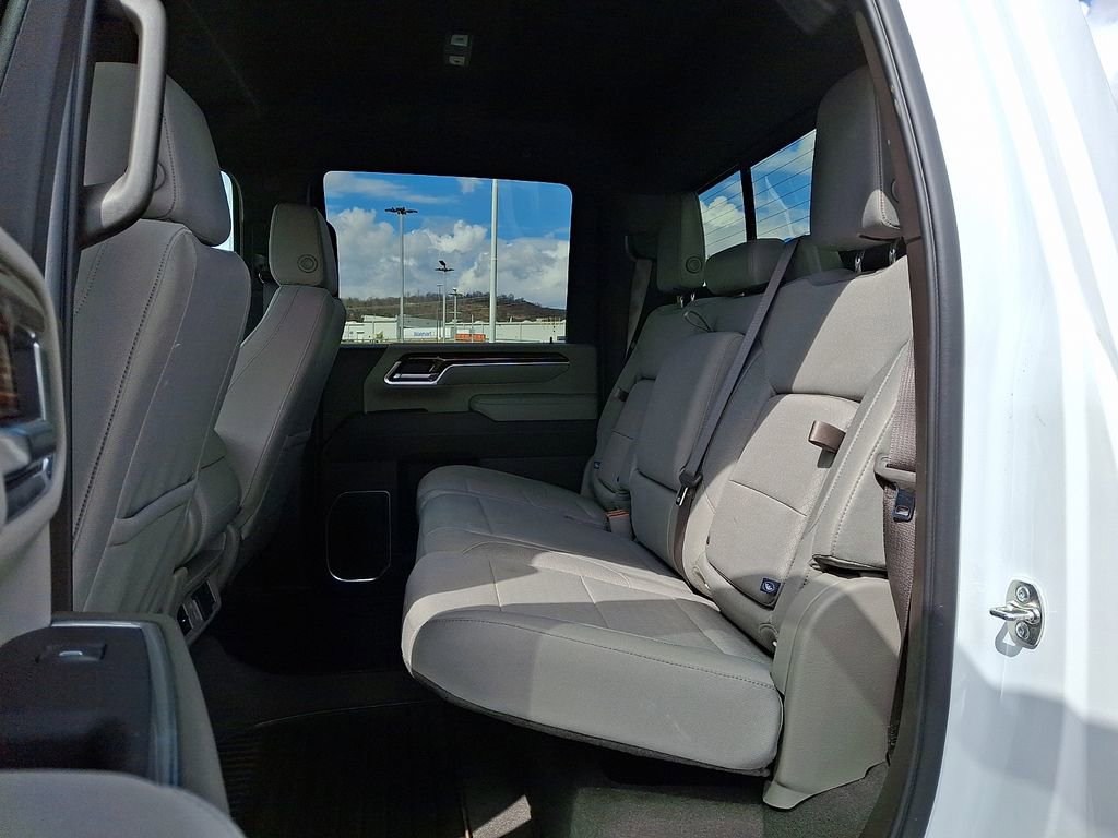 Used 2026 GMC Sierra 2500 SLE w/ Preferred Package image 10