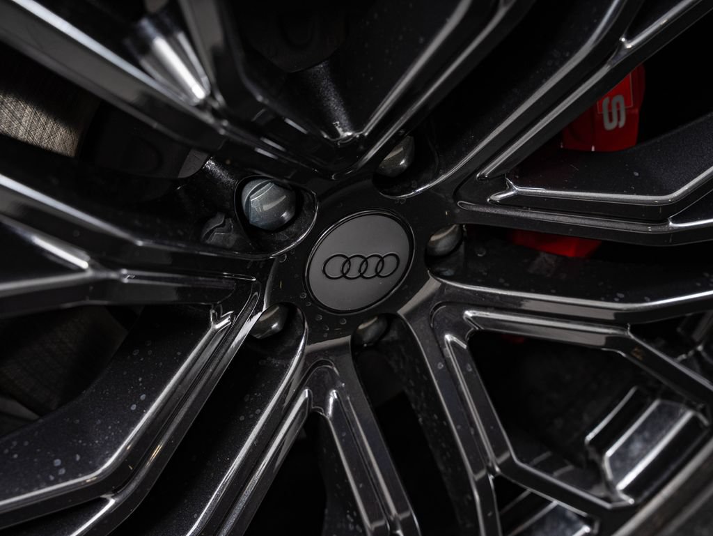 New 2026 Audi SQ8 Prestige AWD/4WD image 8