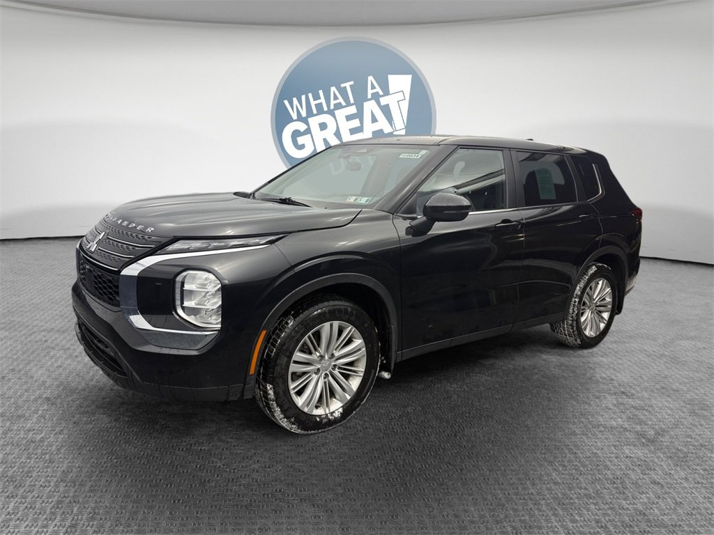 Used 2022 Mitsubishi Outlander ES image 8