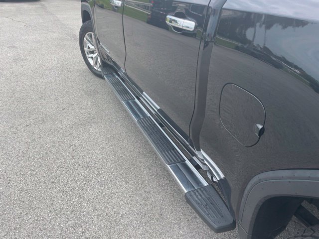 Used 2019 GMC Sierra 1500 SLT w/ SLT Premium Package AWD/4WD image 12