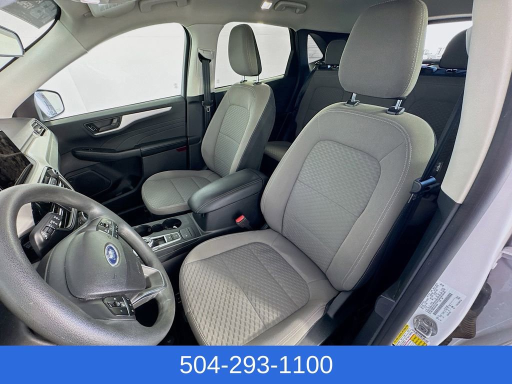 Used 2022 Ford Escape SE image 21