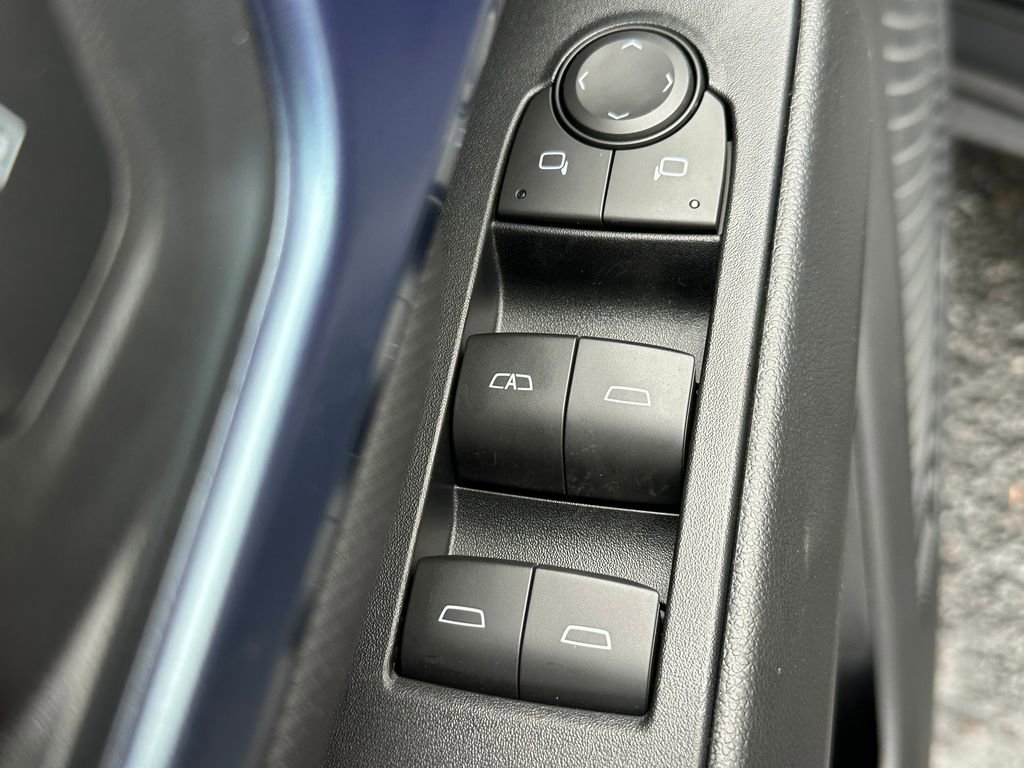 New 2026 Chevrolet Equinox EV LT image 21