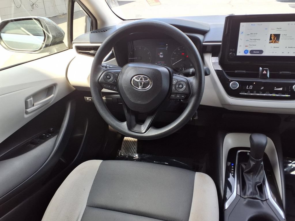 Used 2023 Toyota Corolla LE w/ Carpet Mat Package (TMS) FWD image 23