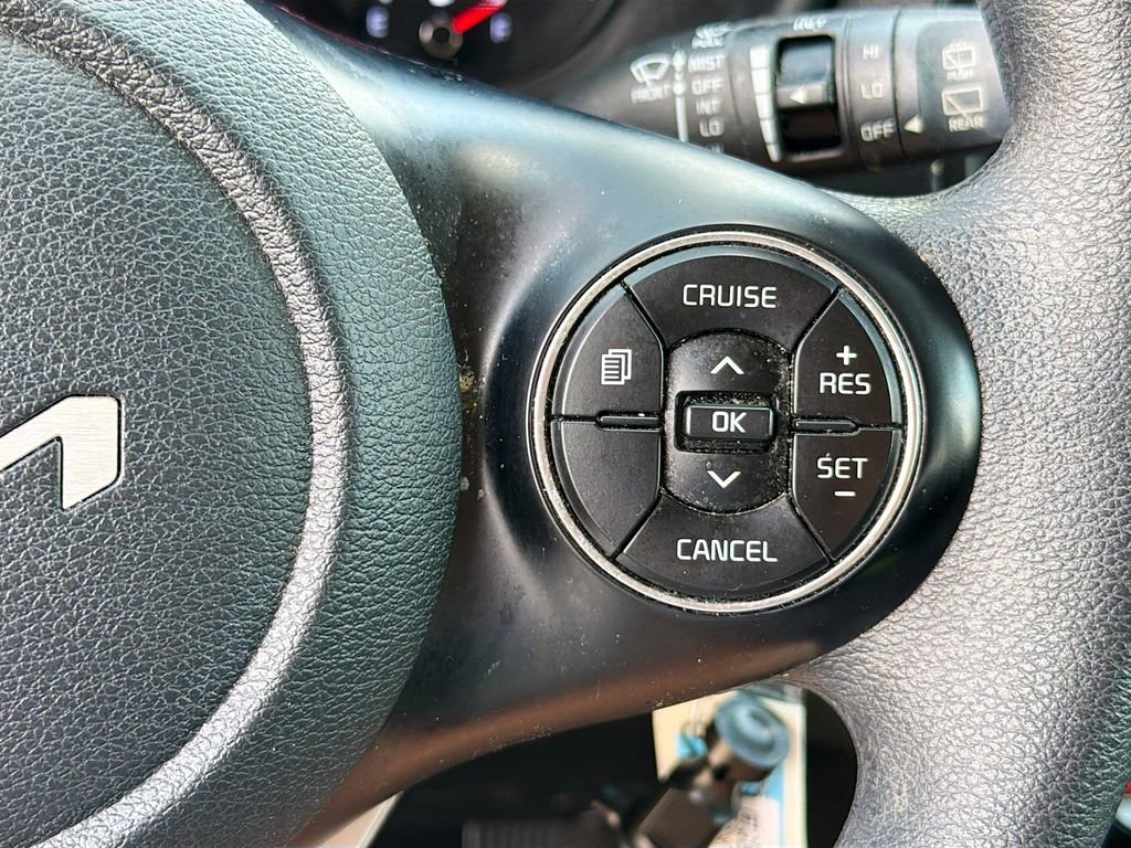 Used 2022 Kia Soul LX FWD image 16