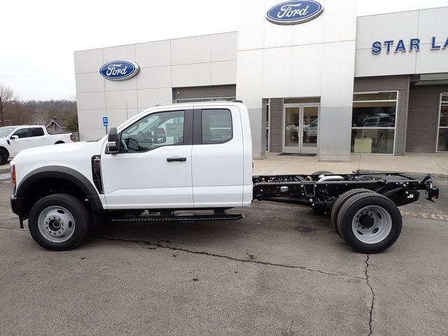 New 2026 Ford F550 4x4 Supercab Super Duty image 2