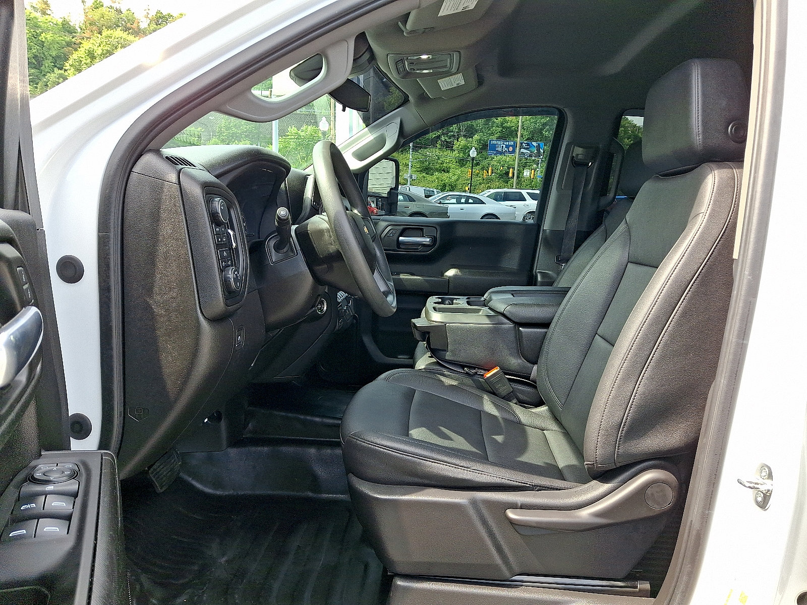 Used 2023 Chevrolet Silverado 1500 W/T w/ WT Value Package AWD/4WD image 13