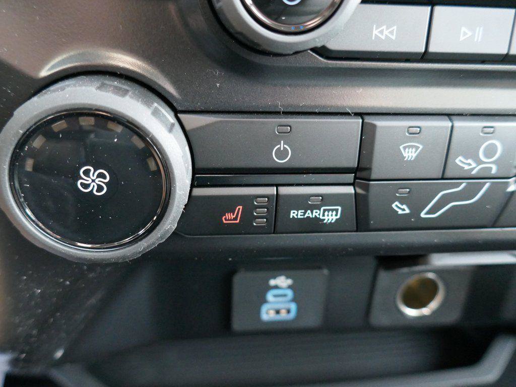 New 2026 Ford F250 XLT w/ XLT Premium Package image 26