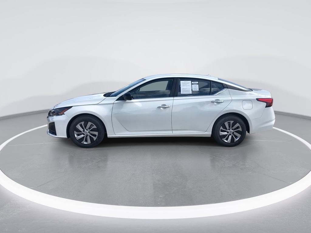 Used 2025 Nissan Altima 2.5 S image 5