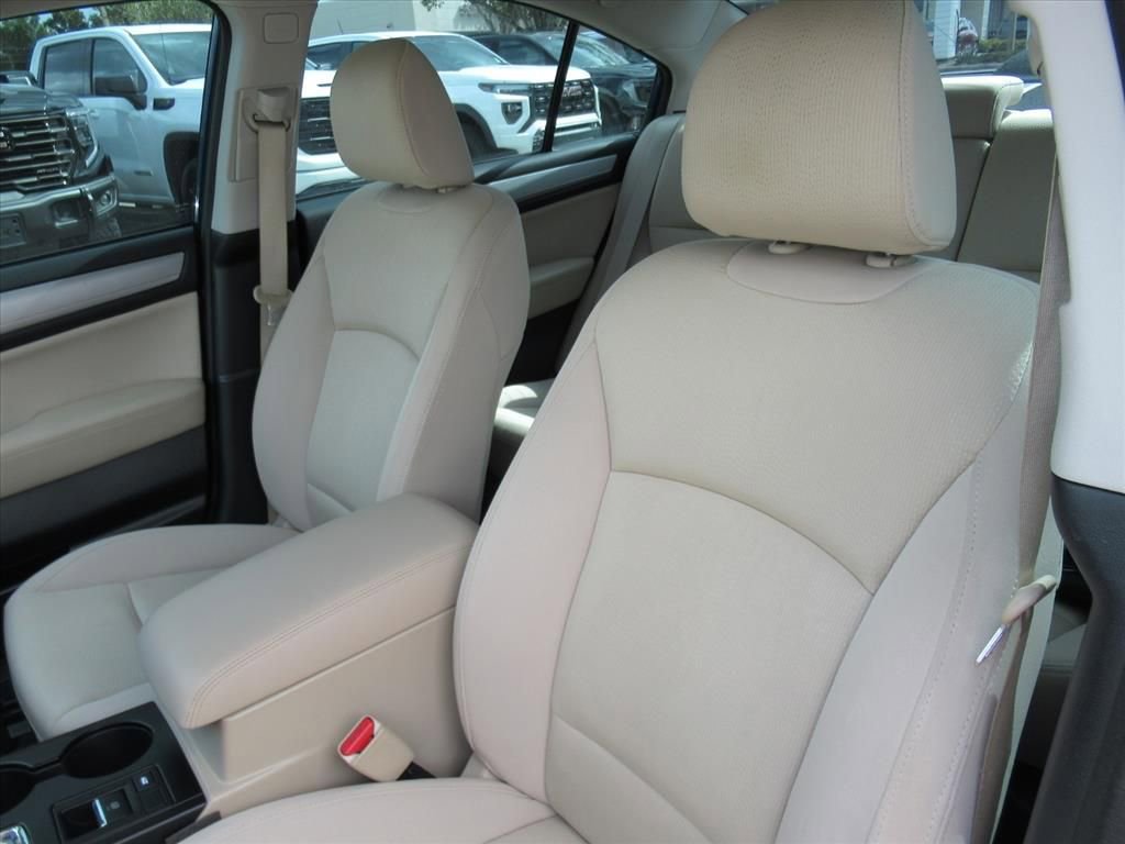 Used 2017 Subaru Legacy 2.5i Premium AWD/4WD image 17
