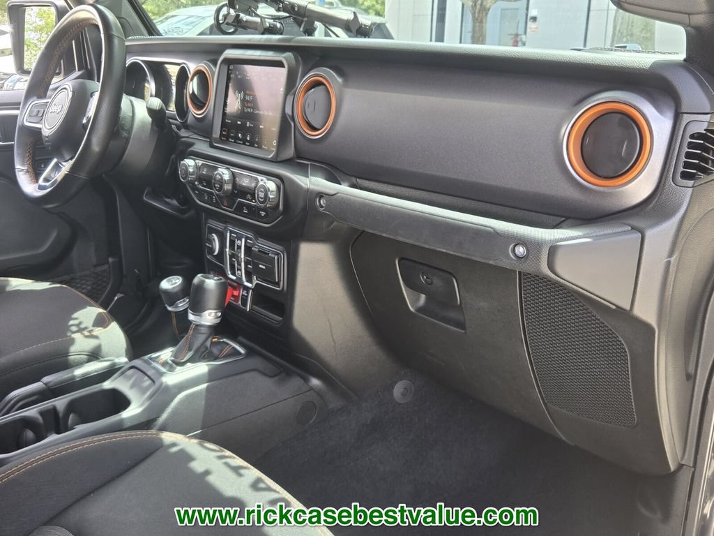 Used 2023 Jeep Gladiator Mojave w/ Trailer Tow Package AWD/4WD image 16