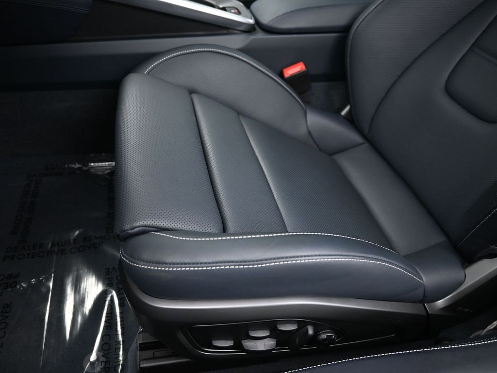 Used 2025 Porsche 911 Carrera image 22