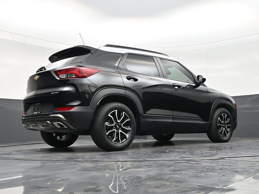 Used 2023 Chevrolet TrailBlazer ACTIV w/ Sun and Liftgate Package image 25