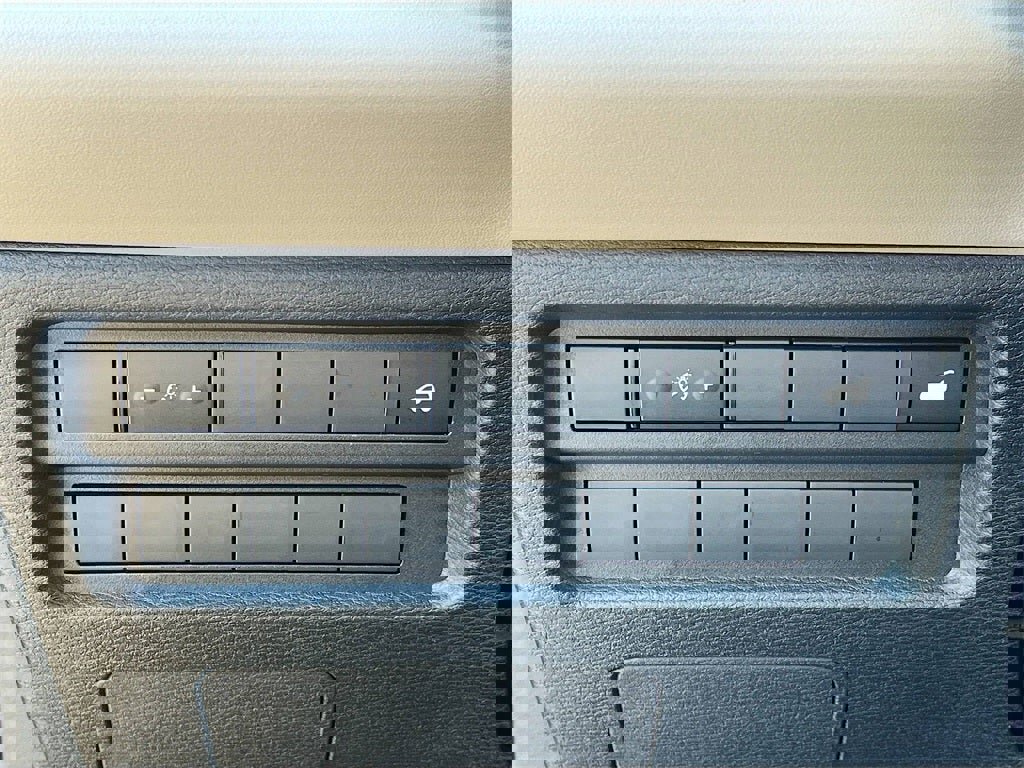 New 2025 Mitsubishi Outlander SE image 10