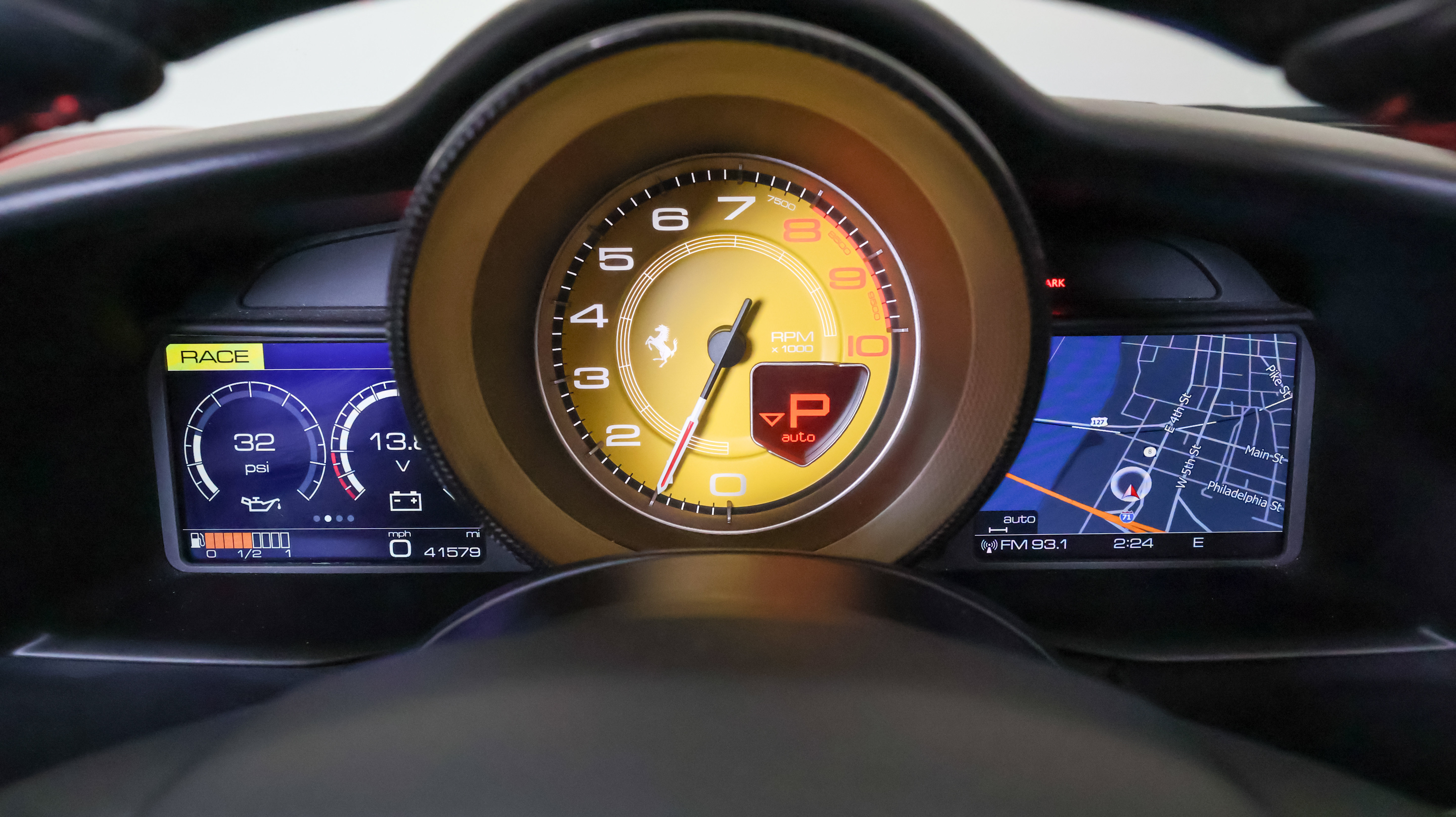 Used 2019 Ferrari 488 Spider RWD image 32