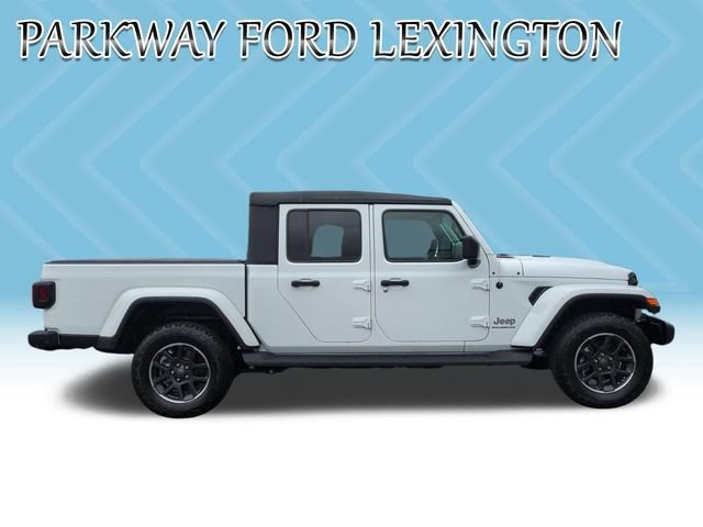 Used 2023 Jeep Gladiator Overland AWD/4WD image 6