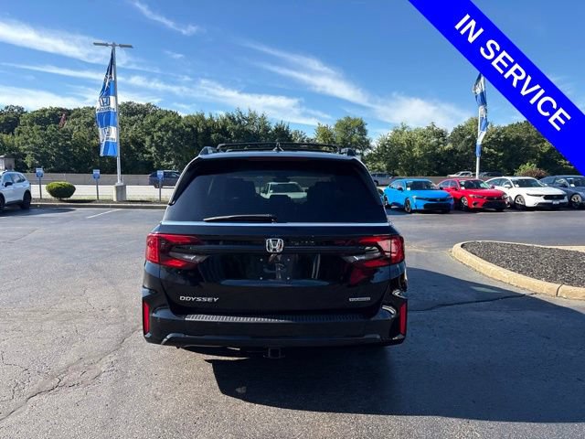 Used 2026 Honda Odyssey Touring image 6