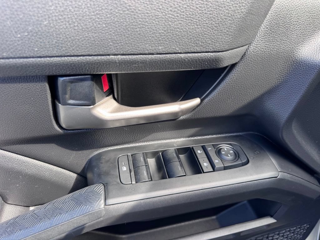 Used 2025 Toyota Tacoma TRD Off-Road AWD/4WD image 22