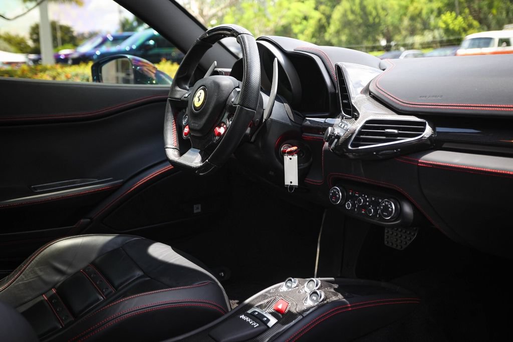 Certified 2011 Ferrari 458 Italia Coupe RWD image 45