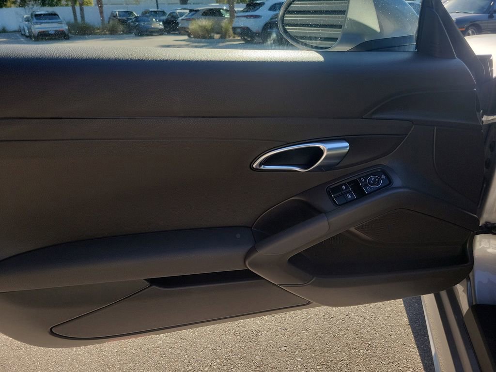 Certified 2023 Porsche 718 Boxster image 23