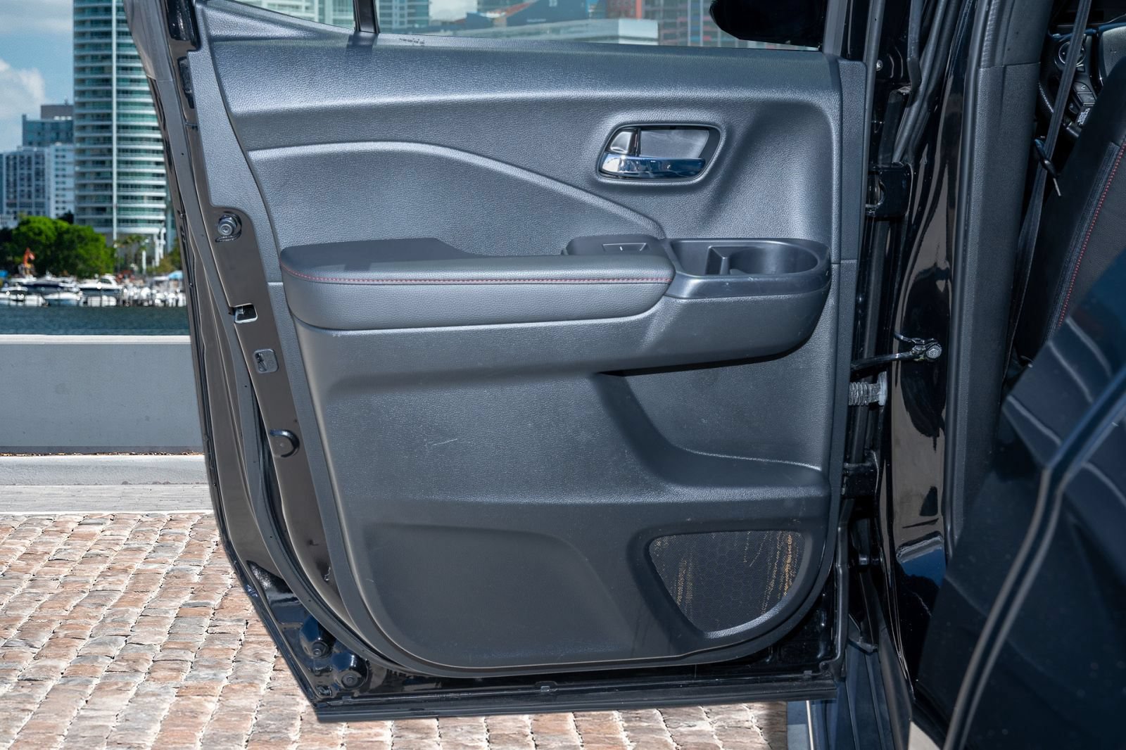 Certified 2023 Honda Ridgeline Black Edition image 12