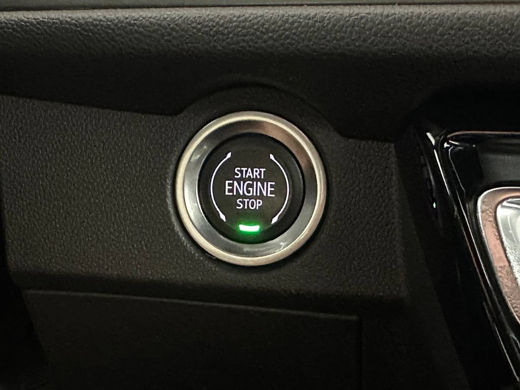 Used 2024 Chevrolet Traverse LT AWD/4WD image 21