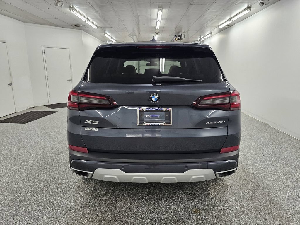 Used 2022 BMW X5 xDrive40i AWD/4WD image 5