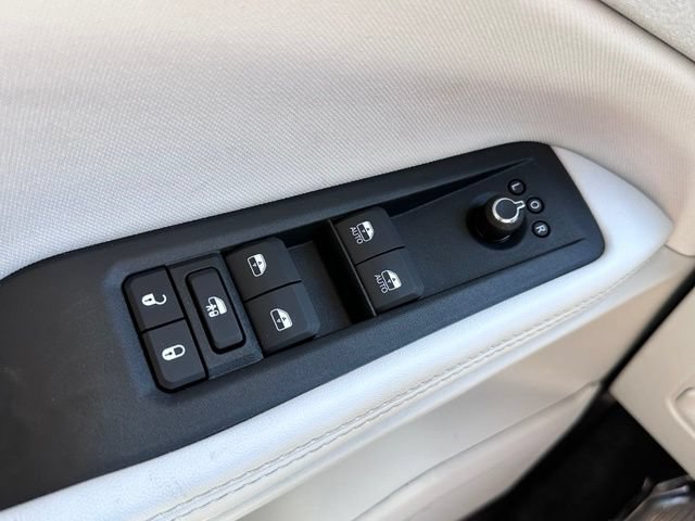 New 2026 Jeep Cherokee Laredo AWD/4WD image 15