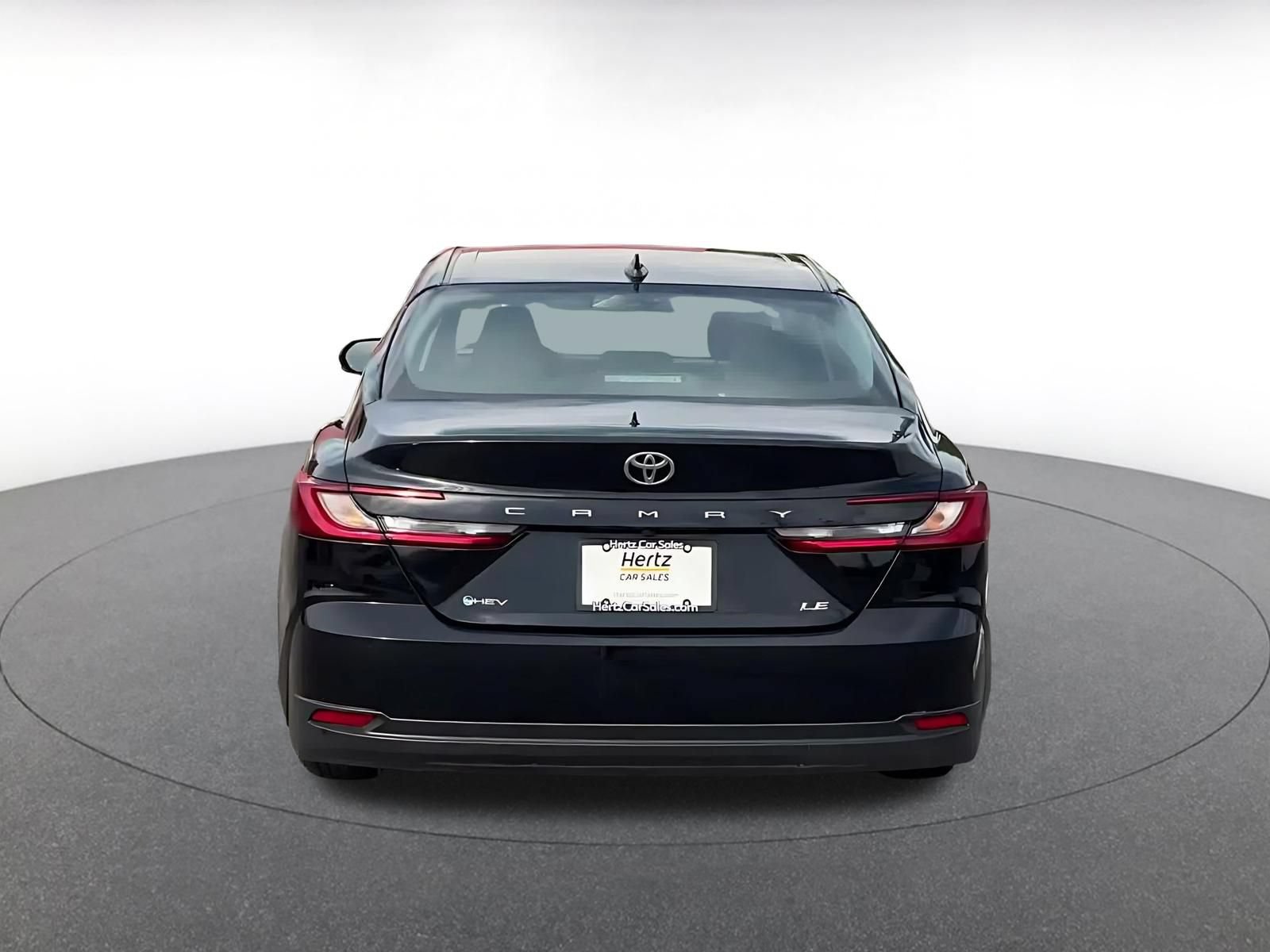 Used 2025 Toyota Camry LE FWD image 12