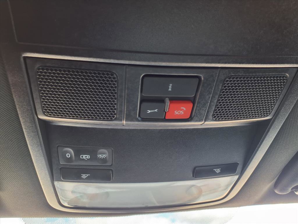 Used 2016 Volkswagen Beetle 1.8T Classic image 5