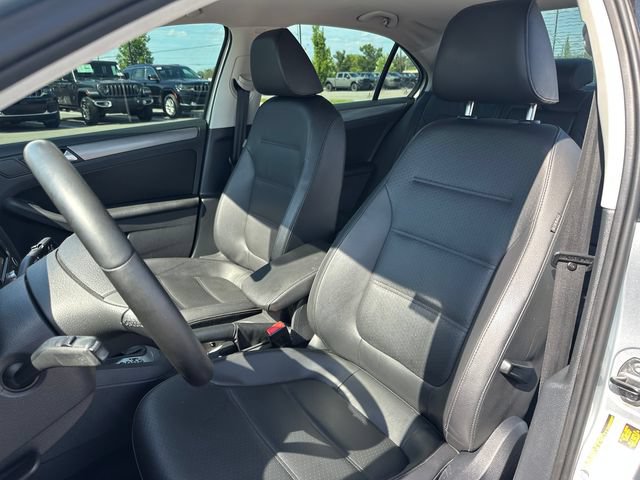 Used 2014 Volkswagen Jetta TDI FWD image 36