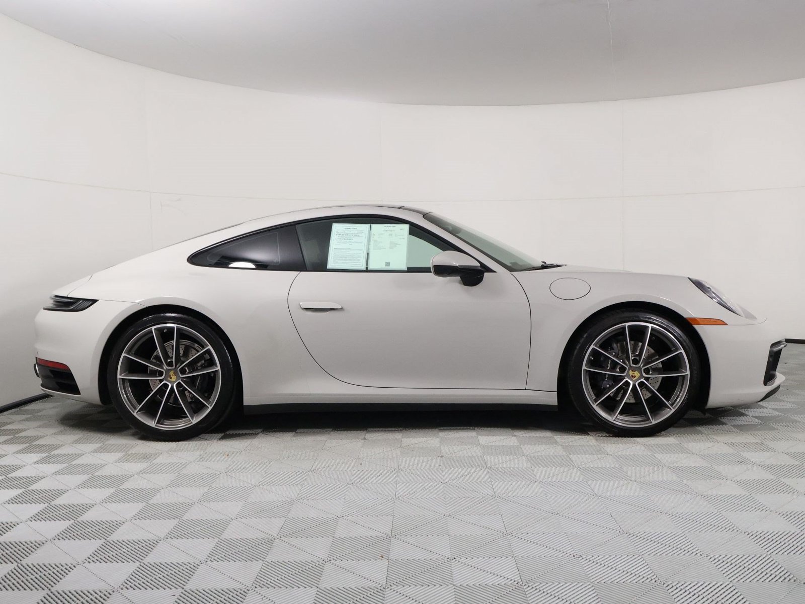 Certified 2024 Porsche 911 Carrera RWD image 8