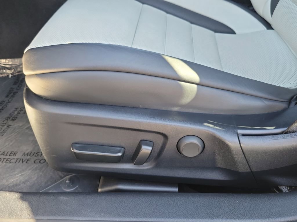 Used 2023 Lexus IS 350 F Sport w/ Accessory Package image 21