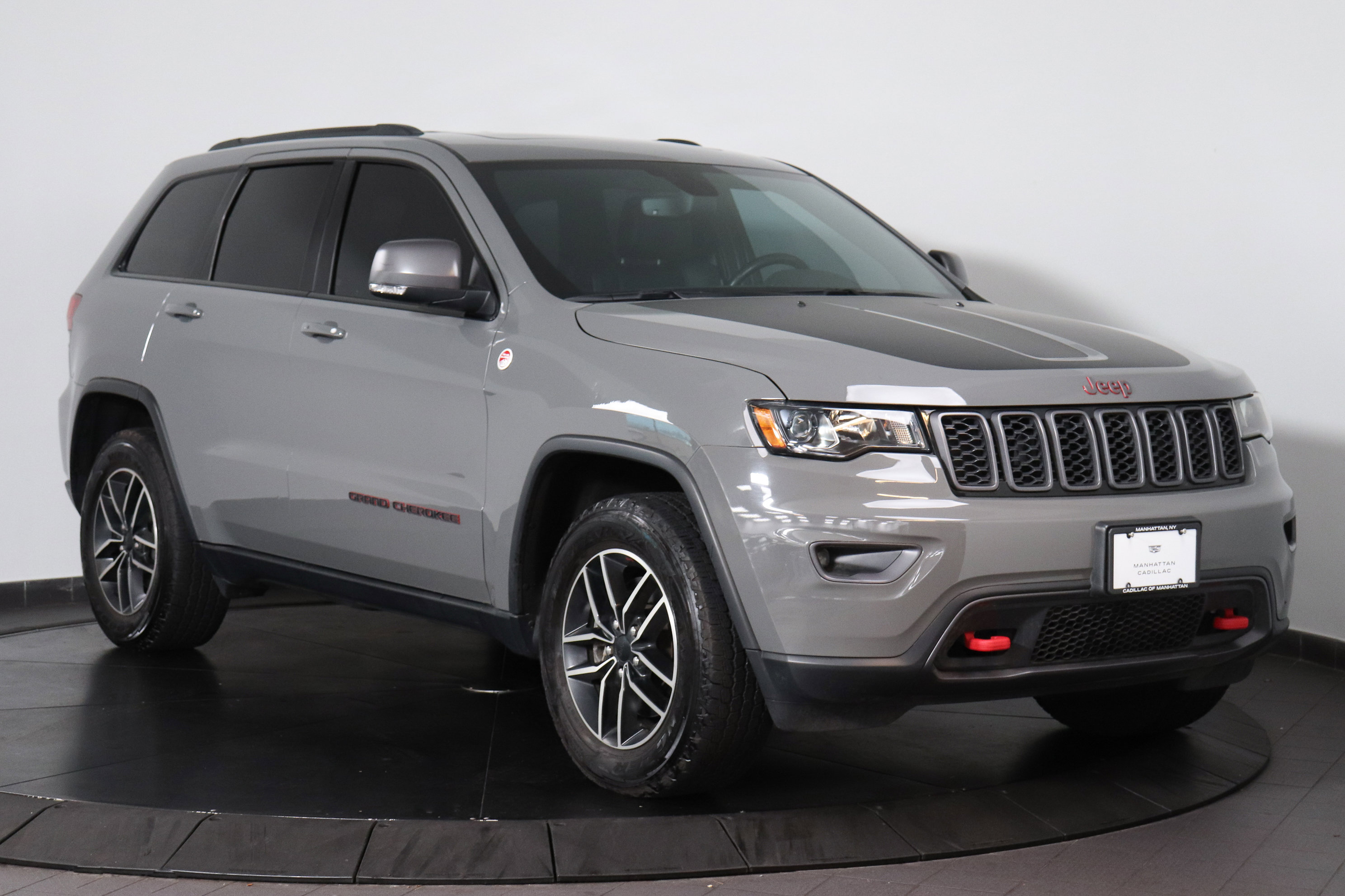Used 2021 Jeep Grand Cherokee Trailhawk image 7