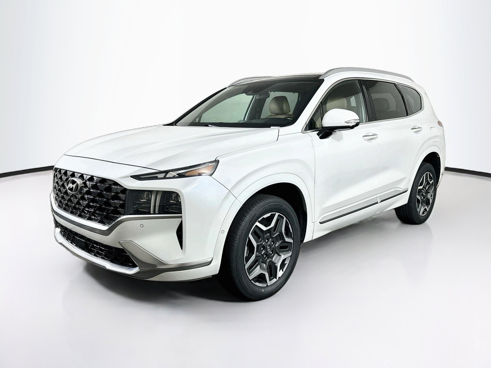 Used 2021 Hyundai Santa Fe Calligraphy AWD/4WD image 3
