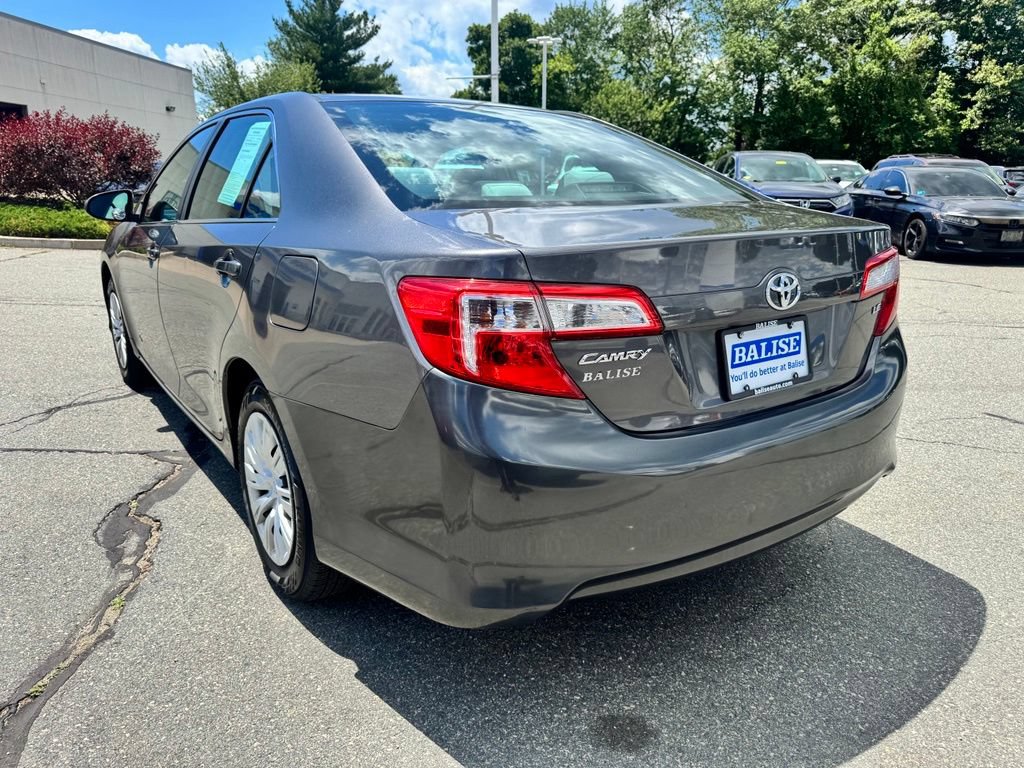 Used 2012 Toyota Camry LE FWD image 4