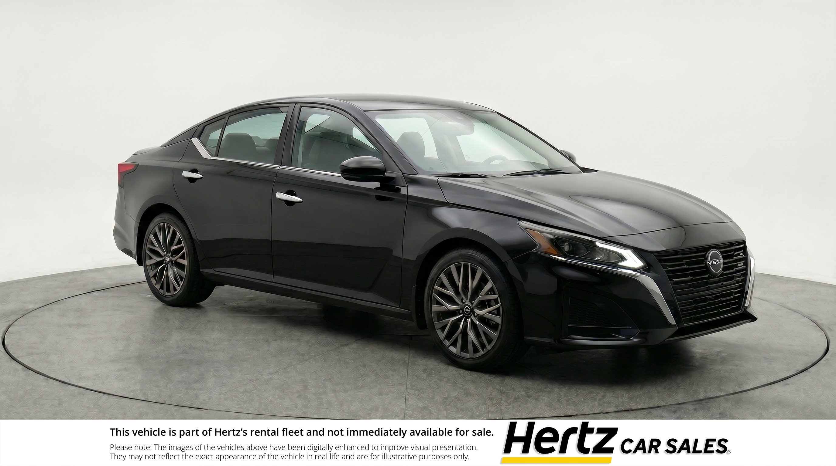Used 2025 Nissan Altima 2.5 SV FWD image 1