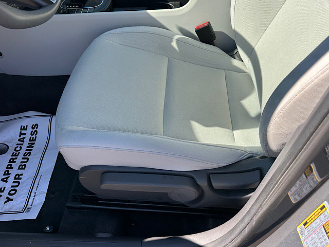 Used 2024 Hyundai Kona SE AWD/4WD image 15