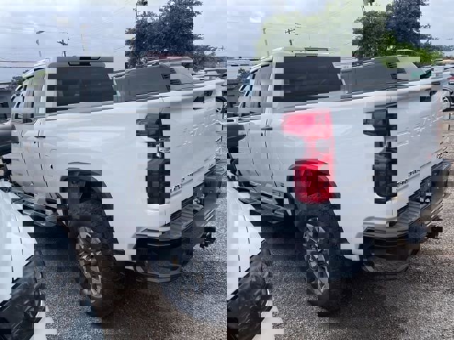 Used 2025 Chevrolet Silverado 2500 Custom w/ Custom Value Package image 3