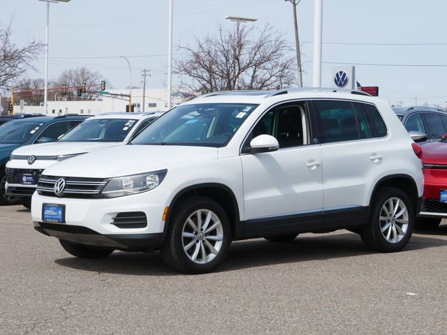 Used 2017 Volkswagen Tiguan Wolfsburg Edition image 3