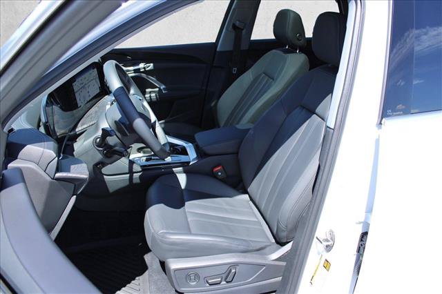 Certified 2025 Audi Q5 Premium w/ Convenience Package AWD/4WD image 16