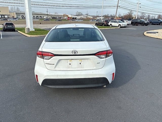 Certified 2025 Toyota Corolla LE image 10