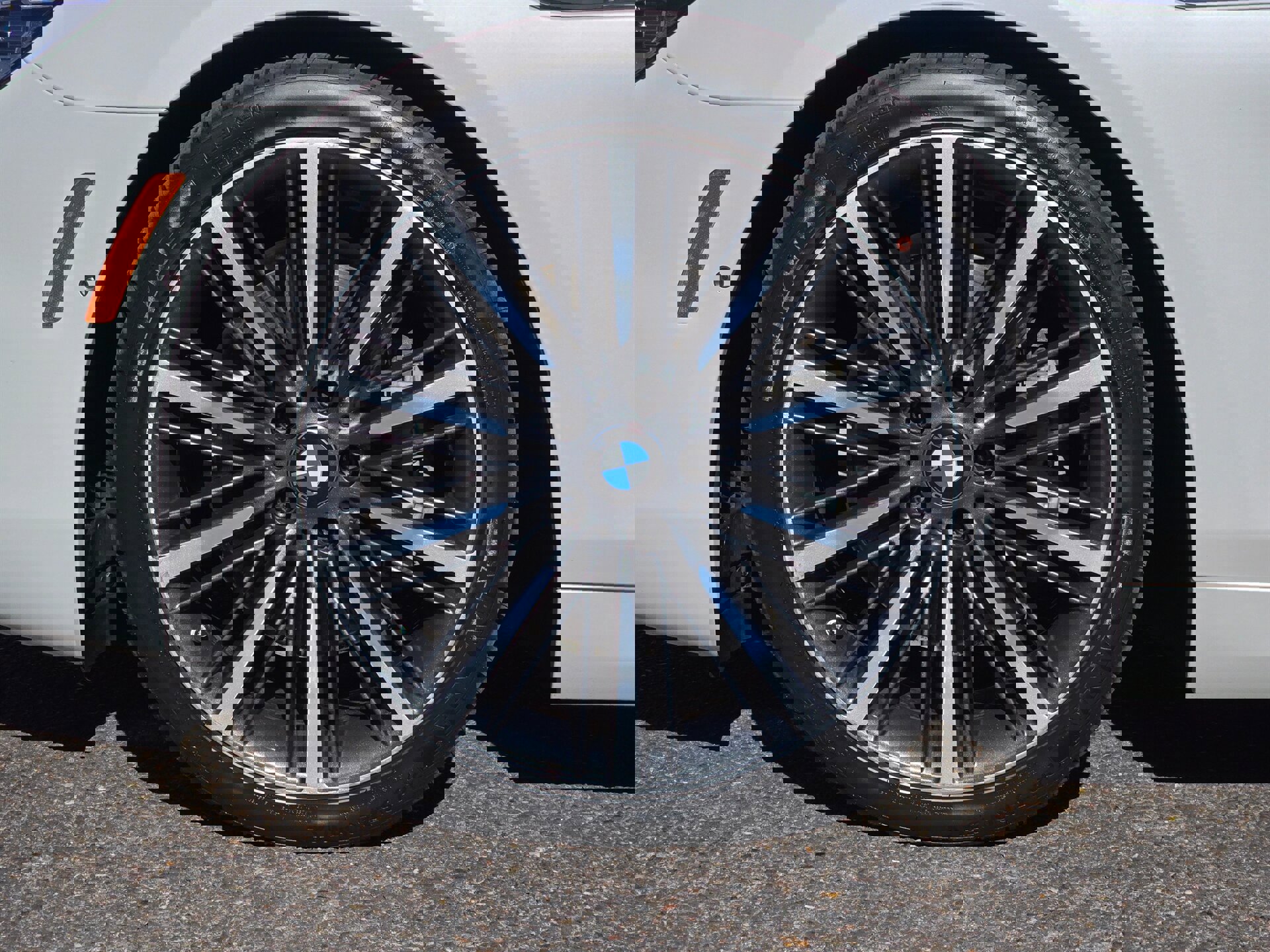 Used 2017 BMW 650i Coupe image 32