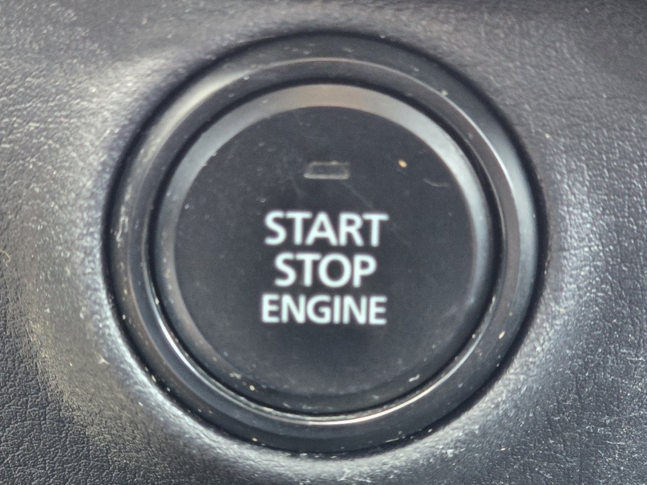 Used 2022 MAZDA MAZDA3 s FWD image 27